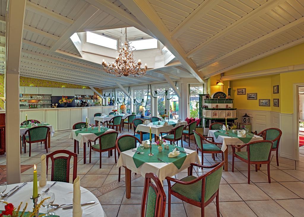 Landhotel Schwarzer Adler Suelzetal المظهر الخارجي الصورة