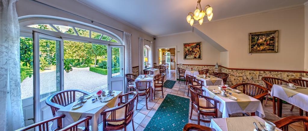 Landhotel Schwarzer Adler Suelzetal المظهر الخارجي الصورة